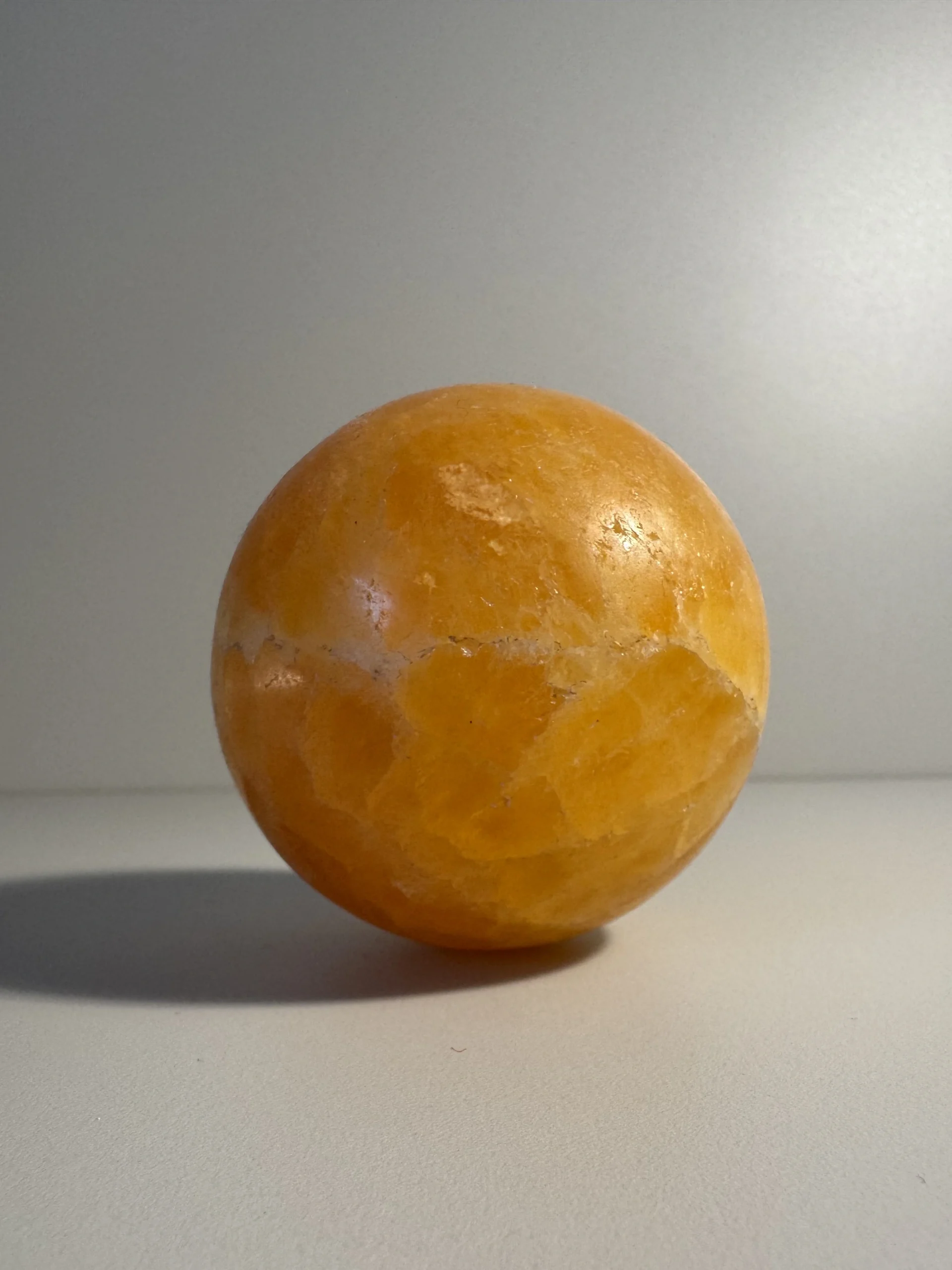 Kalcit Oranžový (Guľa2) – Obrázok 2