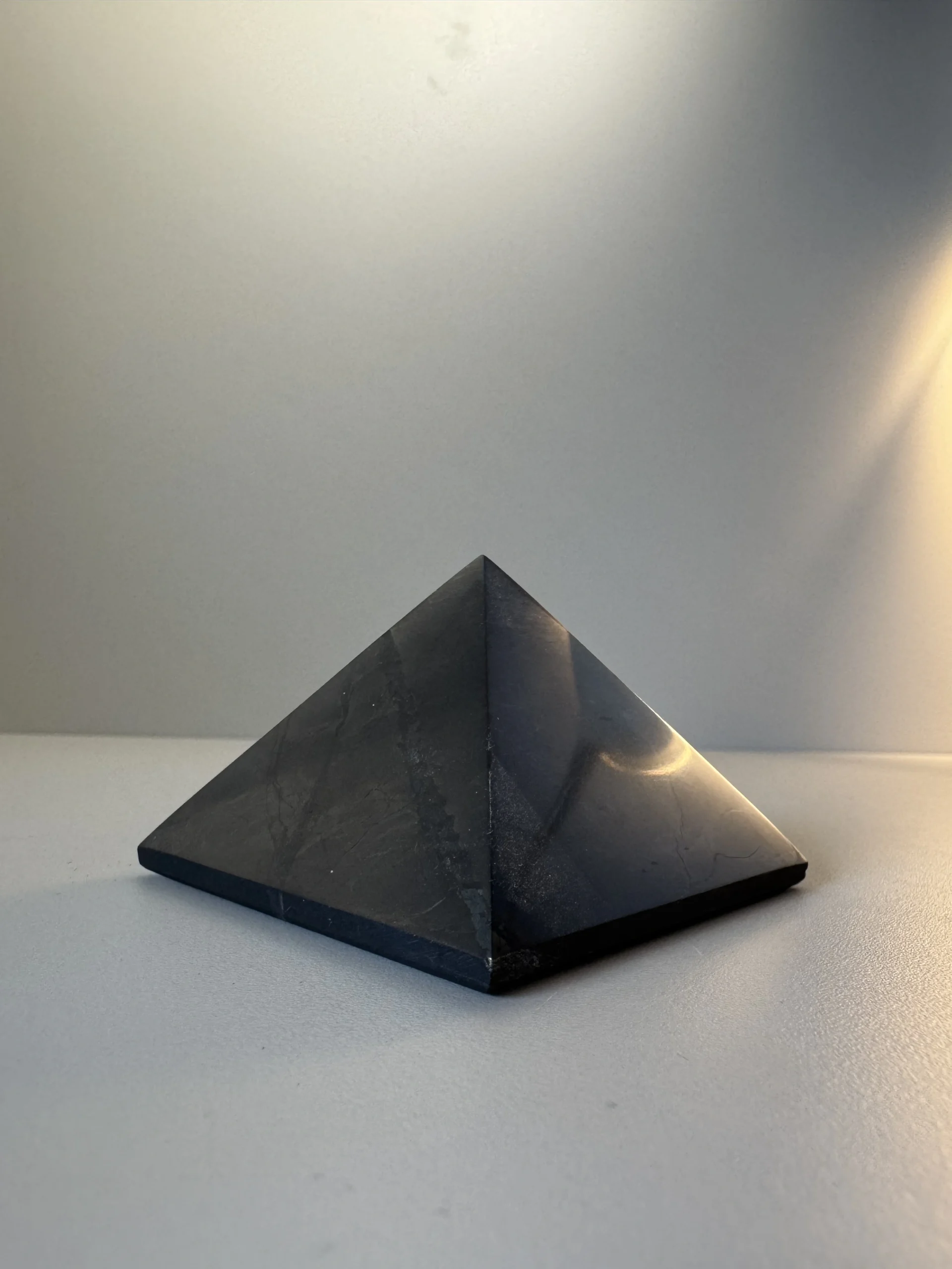 Šungit (Pyramída XL2)