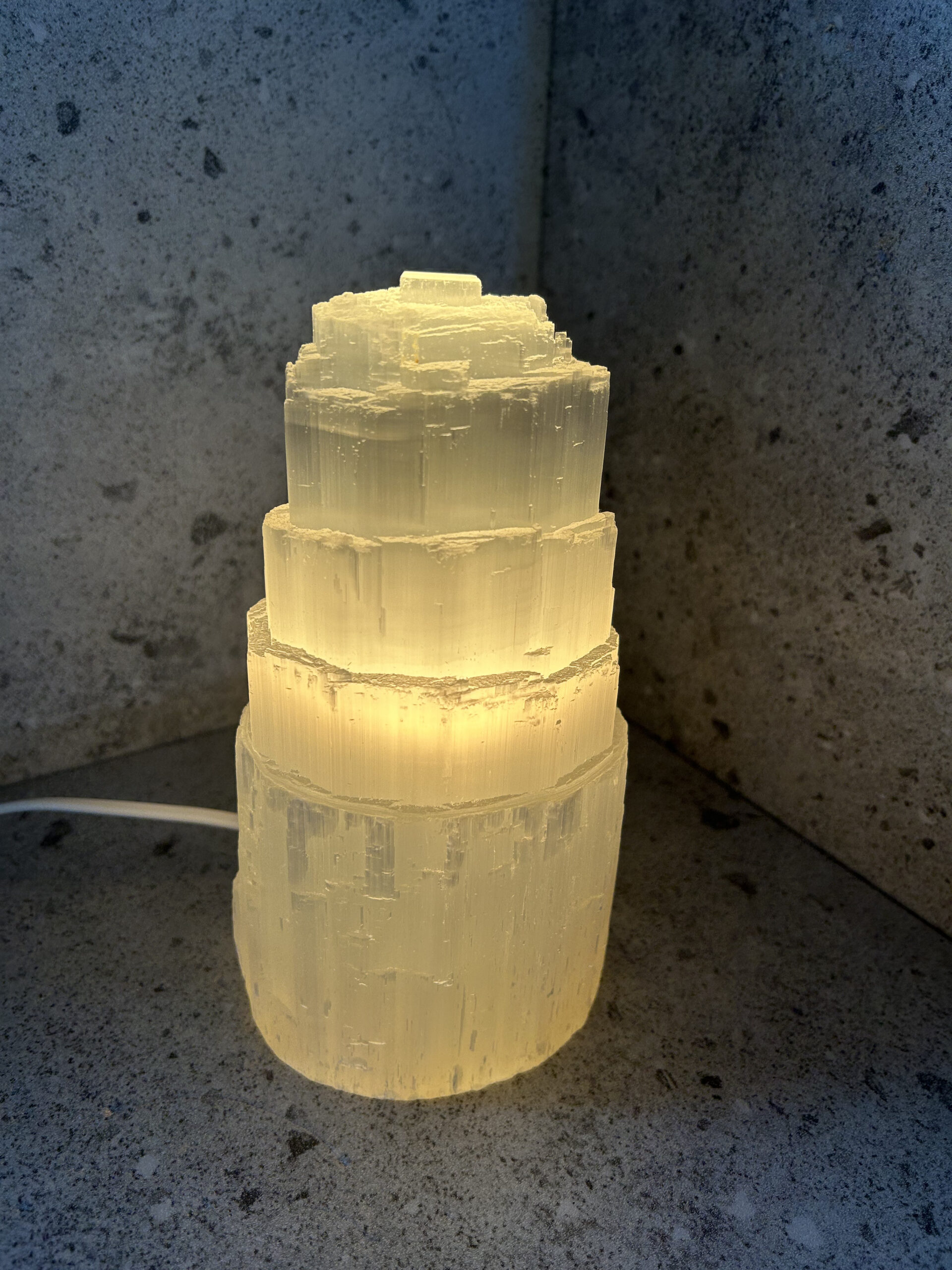 Selenit ✨ Lampa XL (2.4kg, 23cm) – Obrázok 3